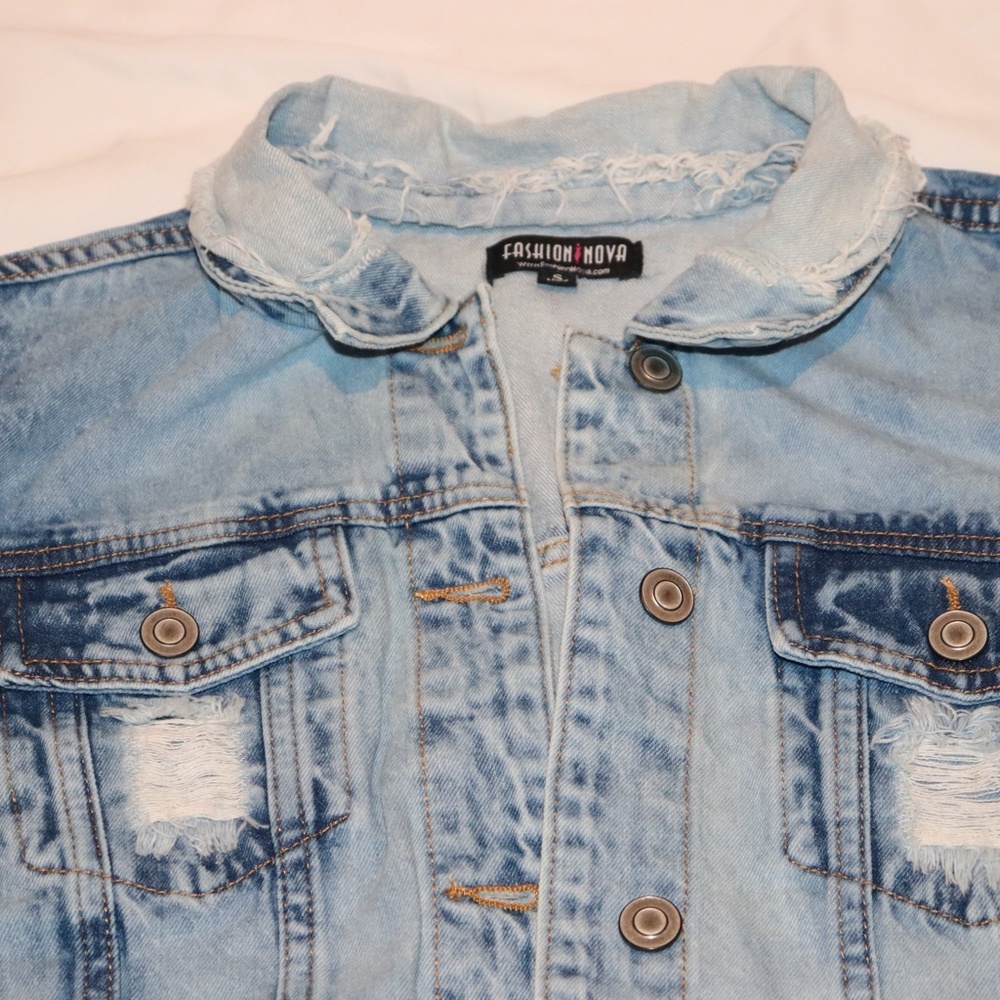 Light Wash Ripped Jean Jacket - Picture 3 of 5